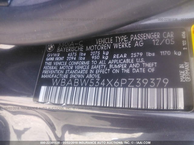 WBABW534X6PZ39379 - 2006 BMW 330 CI GRAY photo 9