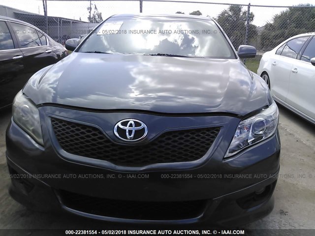 4T1BF3EK7BU214090 - 2011 TOYOTA CAMRY SE/LE/XLE GRAY photo 6