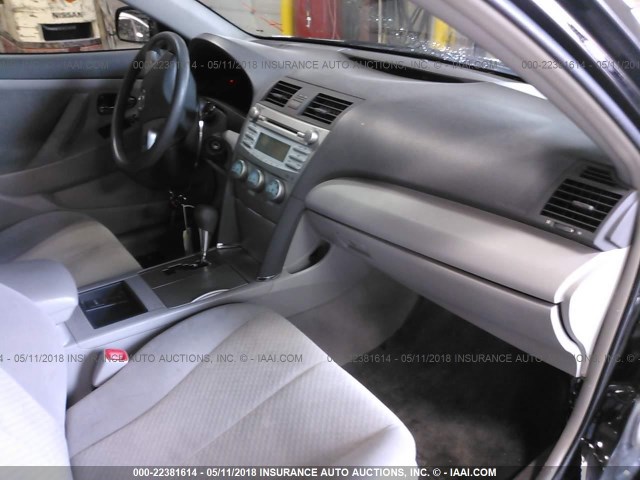 4T1BE46K99U878442 - 2009 TOYOTA CAMRY SE/LE/XLE BLACK photo 5