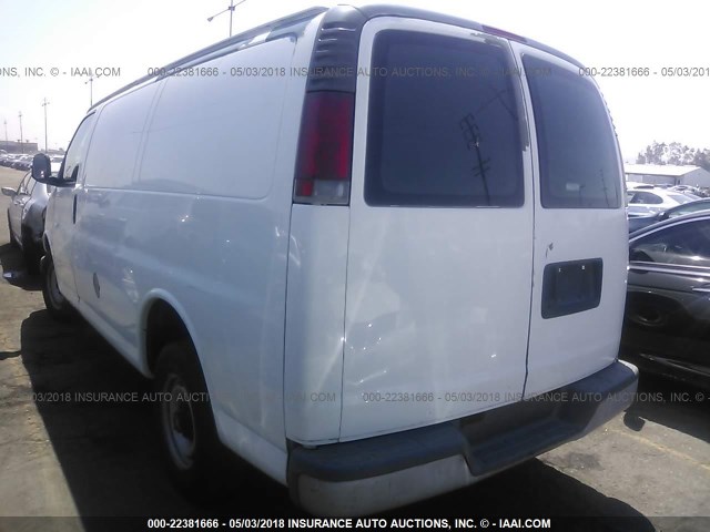 1GCFG25W9Y1137832 - 2000 CHEVROLET EXPRESS G2500  WHITE photo 3