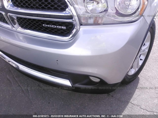 1D4SD4GT5BC688330 - 2011 DODGE DURANGO CREW SILVER photo 6