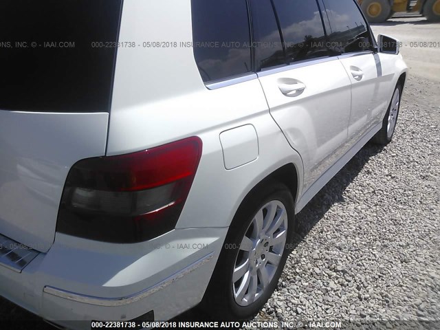 WDCGG5GB2BF657536 - 2011 MERCEDES-BENZ GLK 350 WHITE photo 6