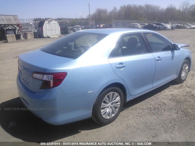 4T4BF1FK2DR310639 - 2013 TOYOTA CAMRY L/SE/LE/XLE Light Blue photo 4