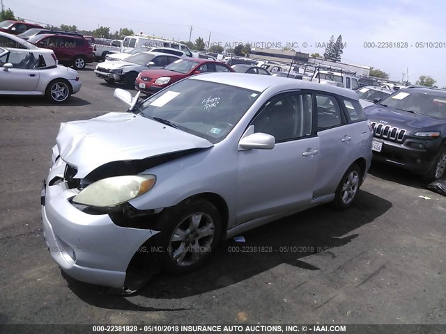 2T1KR32E96C608168 - 2006 TOYOTA COROLLA MATRIX XR SILVER photo 2