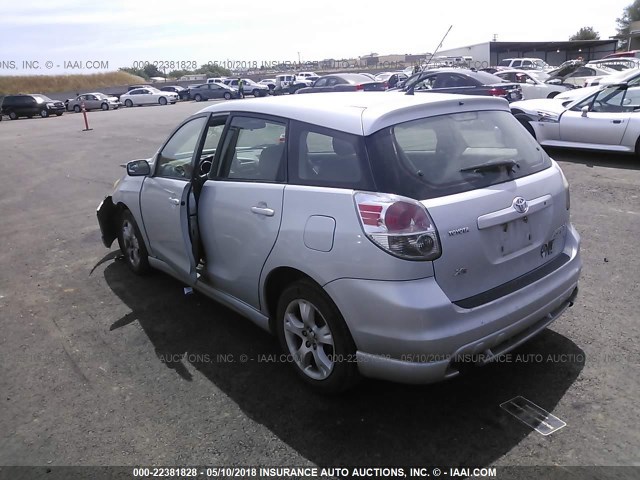 2T1KR32E96C608168 - 2006 TOYOTA COROLLA MATRIX XR SILVER photo 3