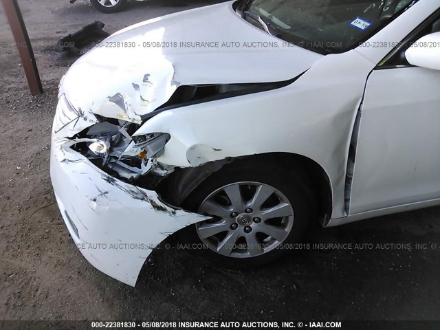 4T1BK46K68U561709 - 2008 TOYOTA CAMRY LE/XLE/SE თეთრი ფოტო 6