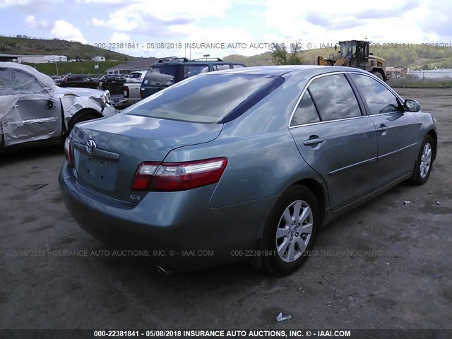 4T1BK46K87U507990 - 2007 TOYOTA CAMRY NEW GENERAT LE/XLE/SE GREEN photo 4