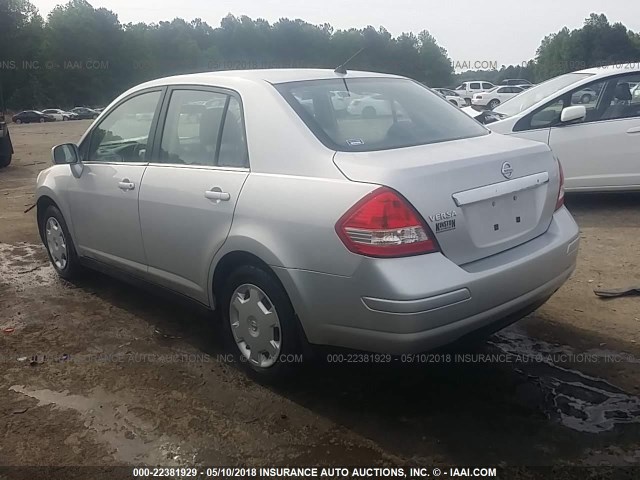 3N1BC11E78L416984 - 2008 NISSAN VERSA S/SL SILVER photo 3