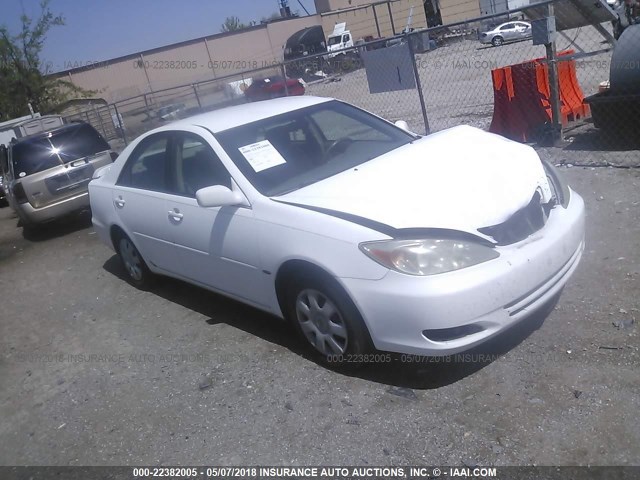 4T1BE32K62U052900 - 2002 TOYOTA CAMRY LE/XLE/SE თეთრი ფოტო 1