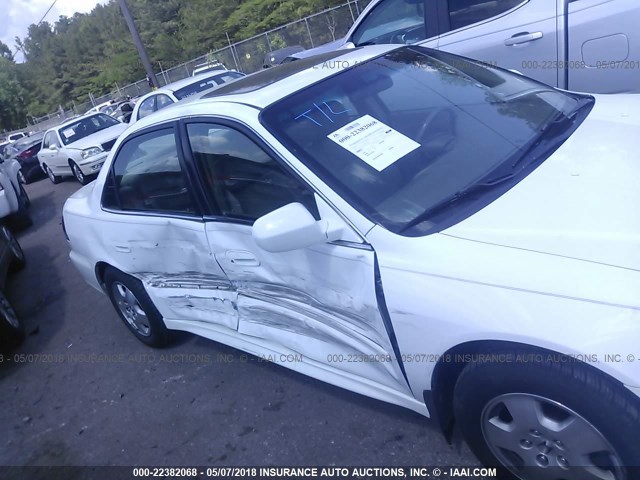 1HGCG16522A044906 - 2002 HONDA ACCORD EX WHITE photo 6