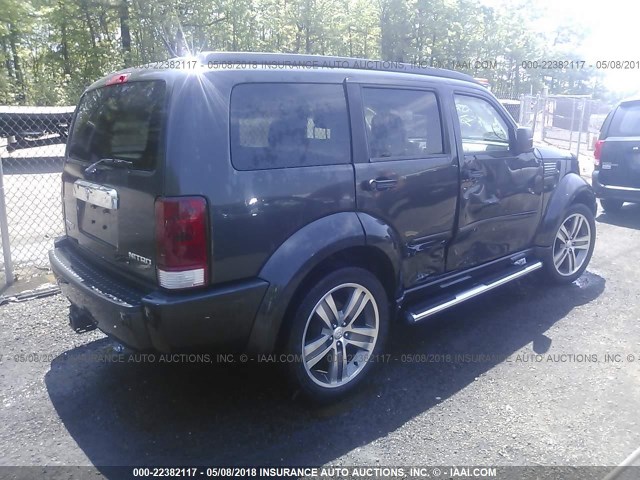 1D4PT6GX1BW500733 - 2011 DODGE NITRO DETONATOR GRAY photo 4