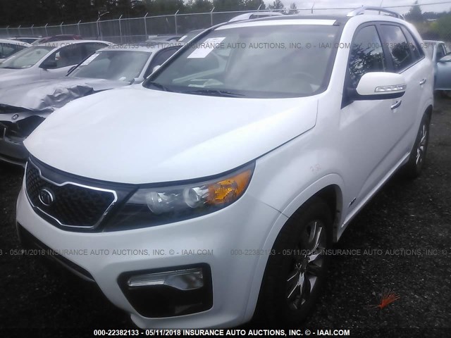 5XYKWDA26DG401437 - 2013 KIA SORENTO SX WHITE photo 2