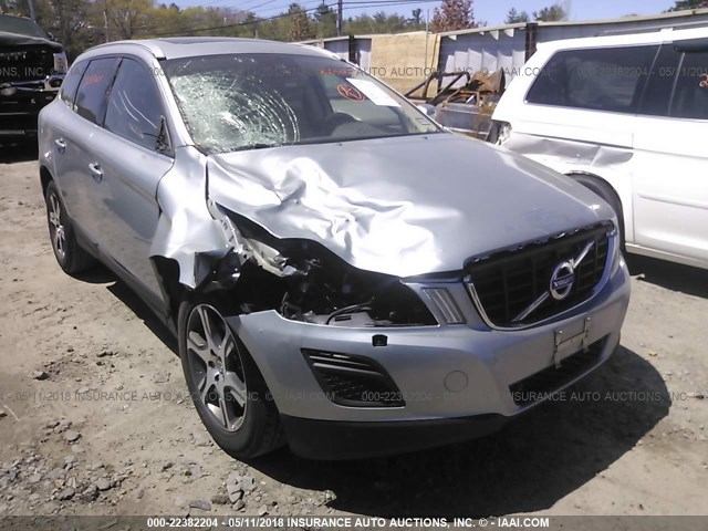 YV4902DZ4D2425921 - 2013 VOLVO XC60 T6 GRAY photo 1