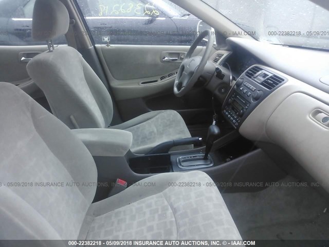 1HGCG56651A092060 - 2001 HONDA ACCORD EX 白色 照片 5