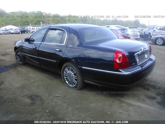 1LNHM82V37Y607984 - 2007 LINCOLN TOWN CAR SIGNATURE LIMITED BLACK photo 3