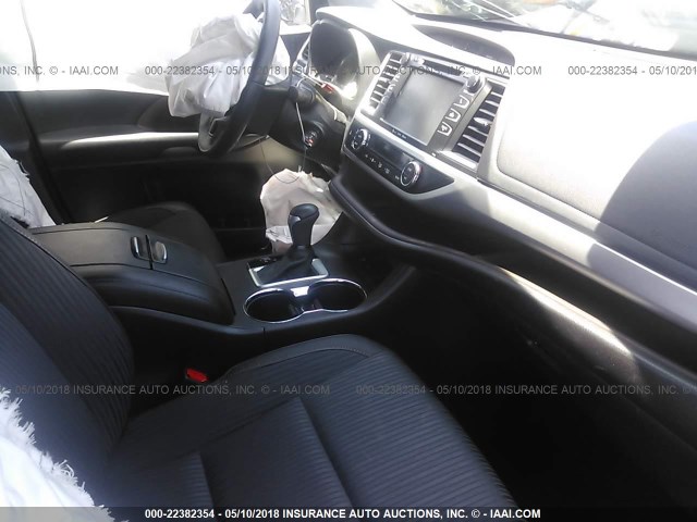 5TDZKRFH7GS186968 - 2016 TOYOTA HIGHLANDER LE/LE PLUS SILVER photo 5