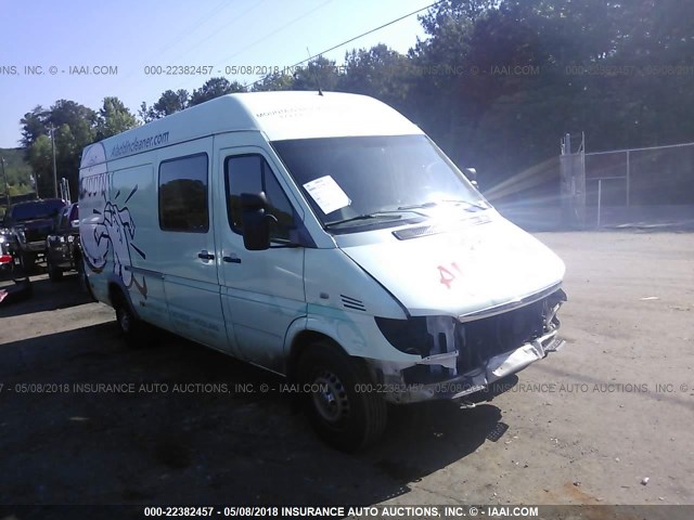 WD0PD744065967137 - 2006 DODGE SPRINTER 2500 WHITE photo 1