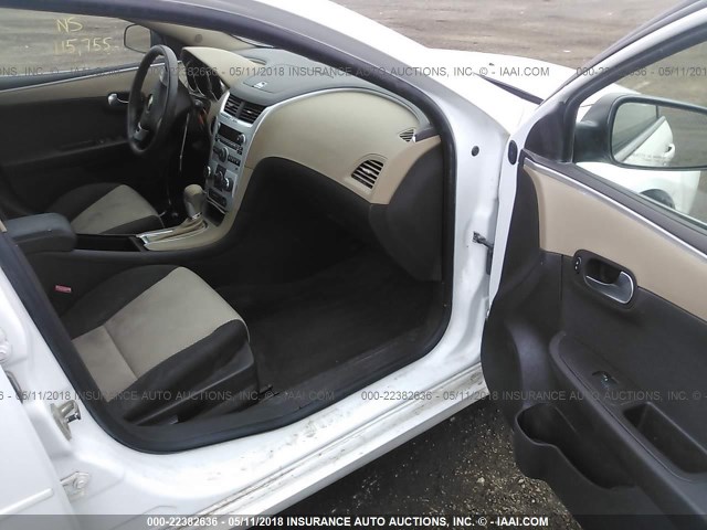 1G1ZB5E13BF216904 - 2011 CHEVROLET MALIBU LS 白色 照片 5