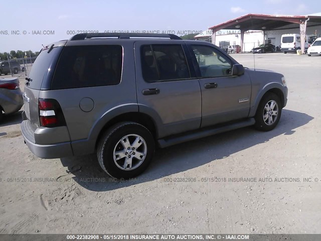 1FMEU63E96UA83378 - 2006 FORD EXPLORER XLT GOLD photo 4