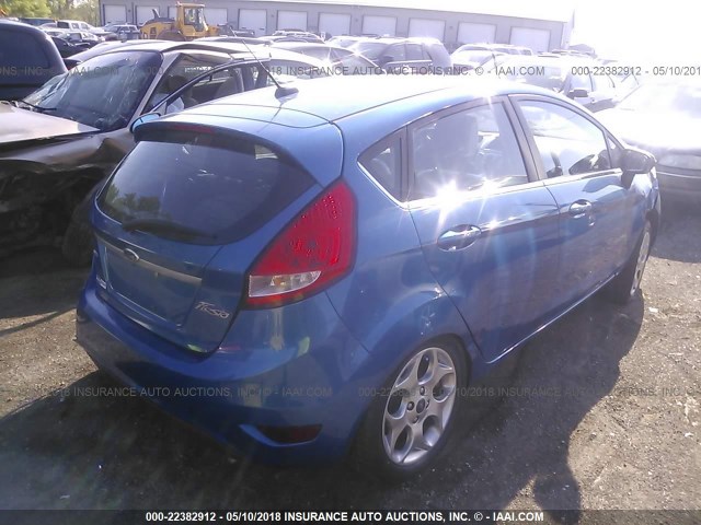 3FADP4FJ3BM171769 - 2011 FORD FIESTA SES BLUE photo 4