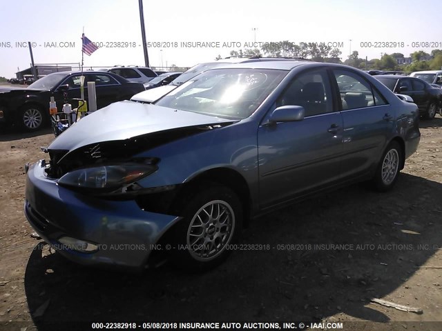 4T1BE32K93U676837 - 2003 TOYOTA CAMRY LE/XLE/SE ლურჯი ფოტო 2
