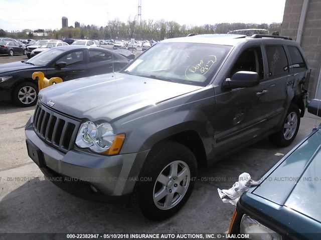 1J8GR48K58C103130 - 2008 JEEP GRAND CHEROKEE LAREDO GRAY photo 2