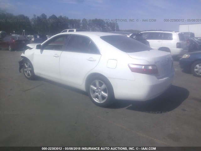 4T1BE46K98U764407 - 2008 TOYOTA CAMRY CE/LE/XLE/SE WHITE photo 3