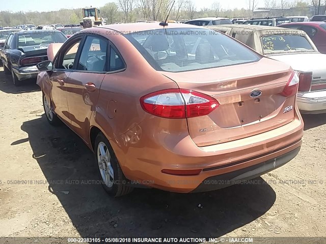 3FADP4BJ5HM140005 - 2017 FORD FIESTA SE ORANGE photo 3