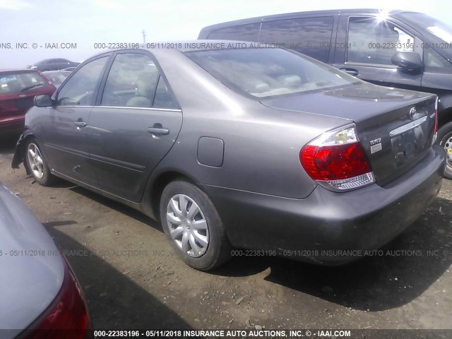 4T1BE32K85U532747 - 2005 TOYOTA CAMRY LE/XLE/SE 灰色 照片 3