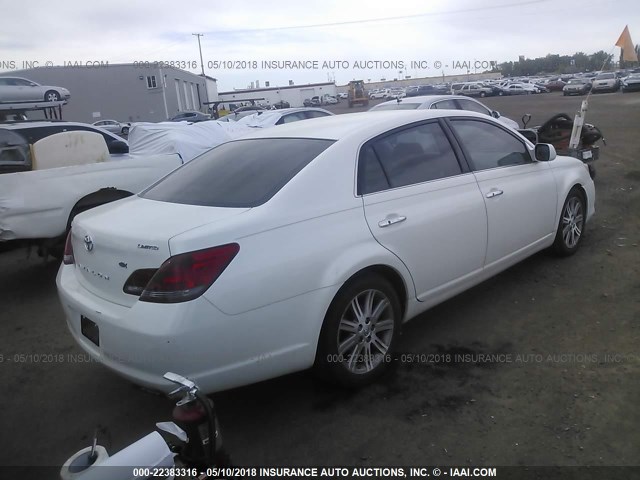 4T1BK36B48U262472 - 2008 TOYOTA AVALON XL/XLS/TOURING/LIMITED WHITE photo 4