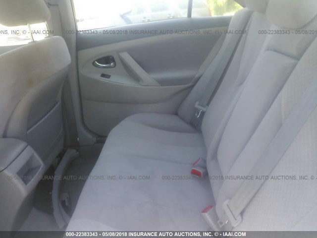 4T4BE46K69R083080 - 2009 TOYOTA CAMRY SE/LE/XLE SILVER photo 8