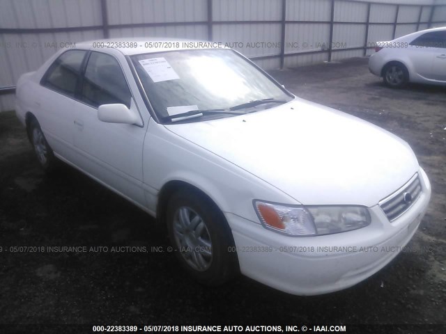 JT2BG22K7Y0422978 - 2000 TOYOTA CAMRY CE/LE/XLE 白色 照片 1