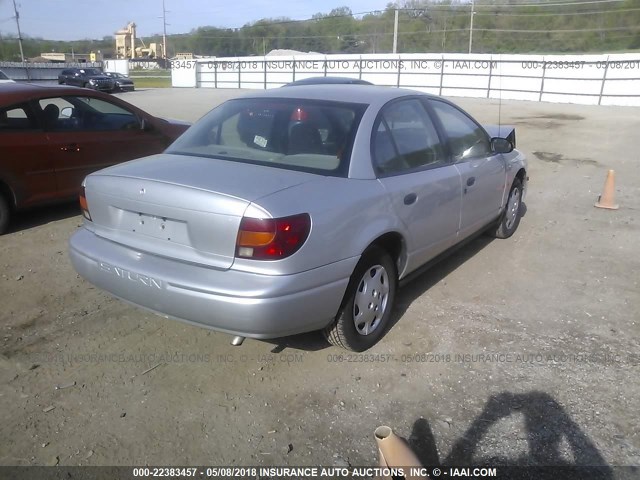 1G8ZH52882Z274328 - 2002 SATURN SL1 SILVER photo 4