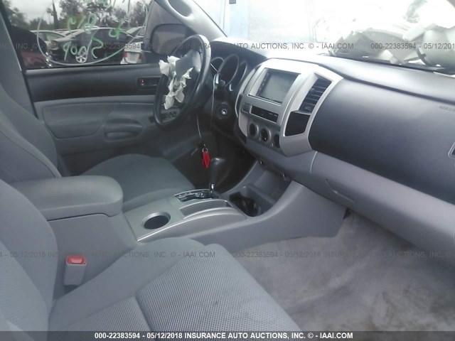 5TEJU62N48Z499496 - 2008 TOYOTA TACOMA DOUBLE CAB PRERUNNER WHITE photo 5