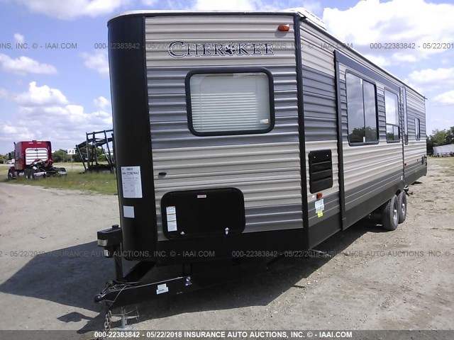 4X4TCKD21HX127803 - 2017 FOREST RIVER CHEROKEE LIMITED  灰色 照片 2