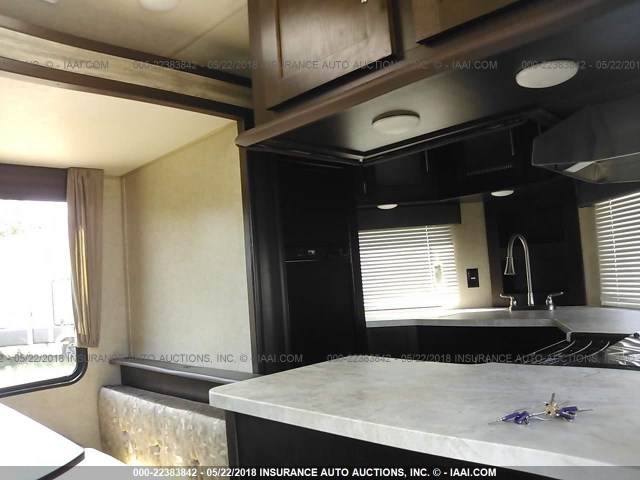 4X4TCKD21HX127803 - 2017 FOREST RIVER CHEROKEE LIMITED  灰色 照片 5