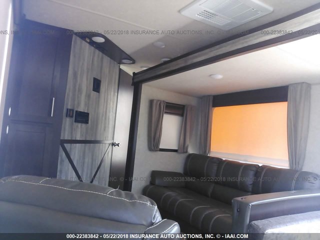 4X4TCKD21HX127803 - 2017 FOREST RIVER CHEROKEE LIMITED  灰色 照片 7