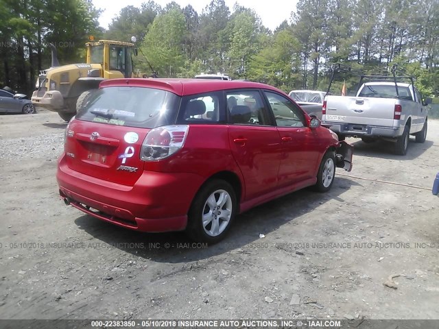 2T1LR30E35C550046 - 2005 TOYOTA COROLLA MATRIX XR RED photo 4