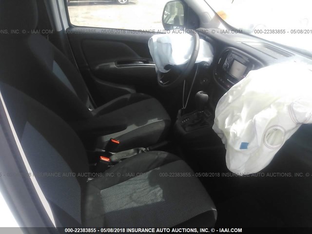 ZFBERFABXH6G85248 - 2017 RAM PROMASTER CITY  白色 照片 5