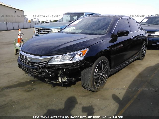 1HGCR2F52HA308084 - 2017 HONDA ACCORD SPORT შავი ფოტო 2