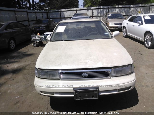 JN1HJ01F2RT239910 - 1994 NISSAN MAXIMA GXE WHITE photo 6