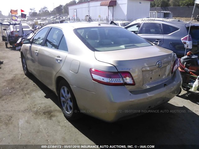 4T1BF3EK1BU230091 - 2011 TOYOTA CAMRY SE/LE/XLE GOLD photo 3