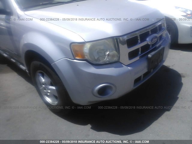 1FMCU02Z68KA05969 - 2008 FORD ESCAPE XLS SILVER photo 6