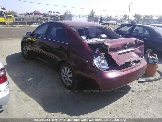4T1BF30K12U005922 - 2002 TOYOTA CAMRY LE/XLE/SE 勃艮第红 照片 3