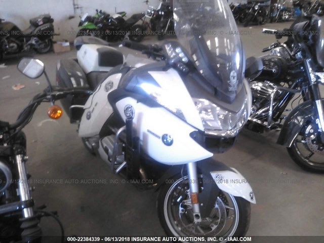 WB1044002BZW19464 - 2011 BMW R1200 RT WHITE photo 1