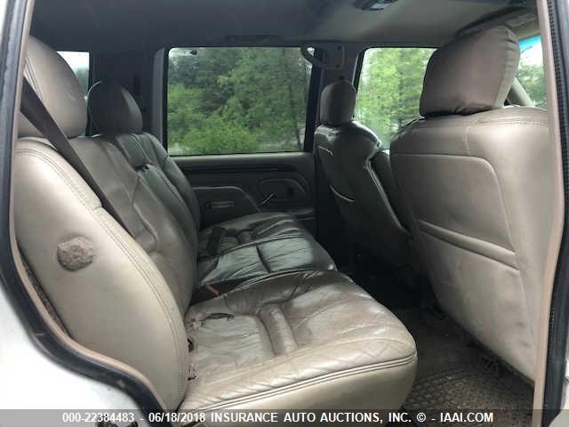 1GYEK13R6YR166203 - 2000 CADILLAC ESCALADE TAN photo 8