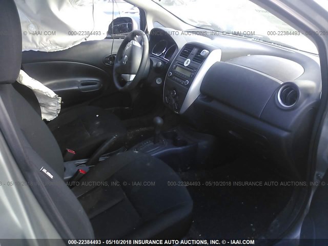 3N1CE2CP7FL356009 - 2015 NISSAN VERSA NOTE S/S PLUS/SV/SL/SR GRAY photo 5