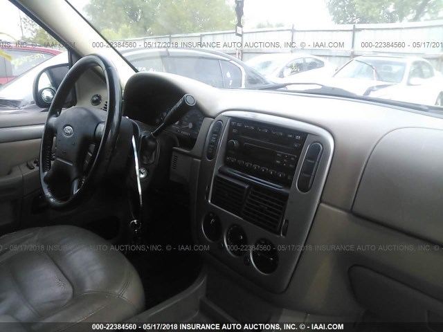 1FMZU73K24UB41924 - 2004 FORD EXPLORER XLT/XLT SPORT/NBX TAN photo 5