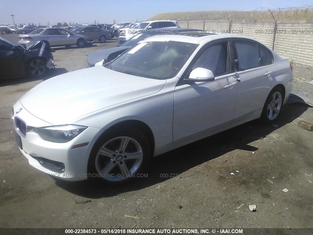 WBA3C1C55DF442080 - 2013 BMW 328 I SULEV თეთრი ფოტო 2