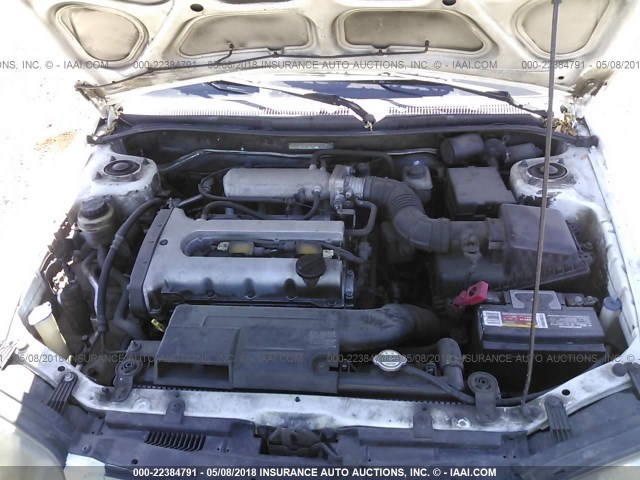 KNAFB161325053384 - 2002 KIA SPECTRA GS/GSX WHITE photo 10